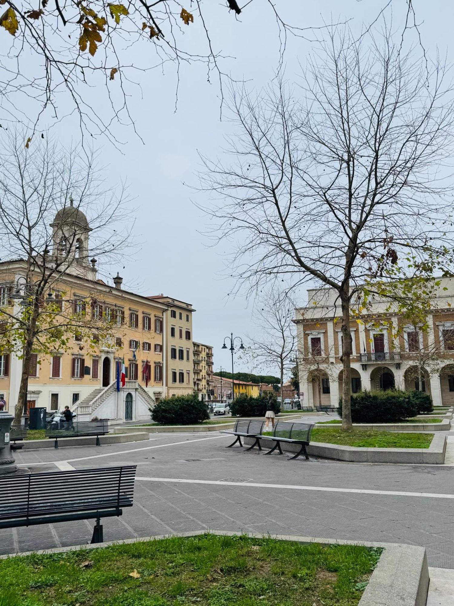 Affittacamere The Shuttle Livorno Dış mekan fotoğraf